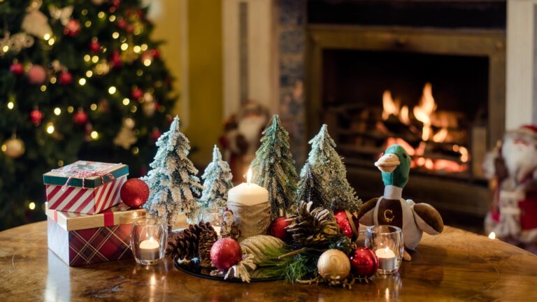 Cahernane House Hotel Christmas tree ornaments
